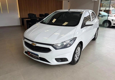 Chevrolet Onix 2019 Branco — foto 1 de 3