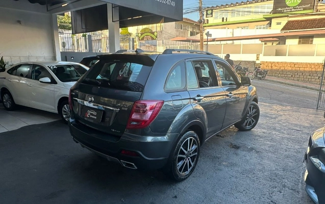 imagem-https://www.socarrao.com.br/sc-vehicle-images-prod/943803/1784650475326-gb-53ededd.jpeg