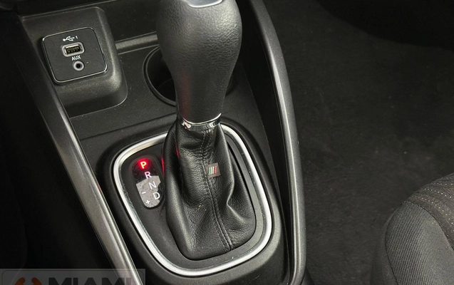 imagem-https://www.socarrao.com.br/sc-vehicle-images-prod/943902/1773927285170-1c246054234d457ba8f2a9af3ffb78f3_1773927234848.jpeg