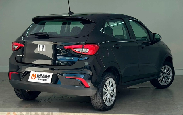 imagem-https://www.socarrao.com.br/sc-vehicle-images-prod/943920/1776975213381-adc8808d126d45f085a273ab246ed043_1773924399001.jpeg