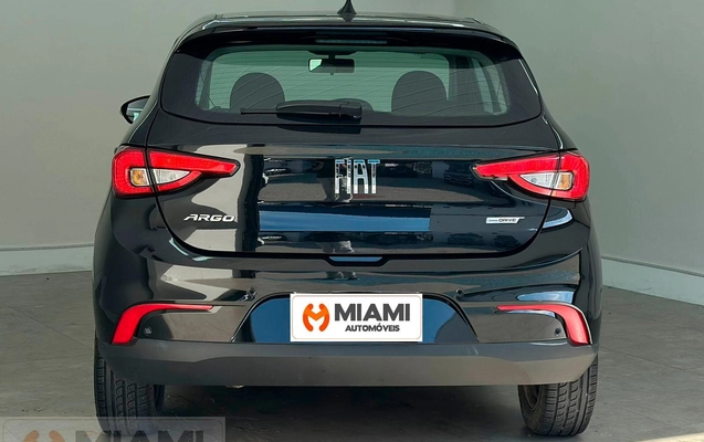 imagem-https://www.socarrao.com.br/sc-vehicle-images-prod/943920/1776975213382-e6a780b22569486d9b23eb2af6cf9553_1773924399588.jpeg