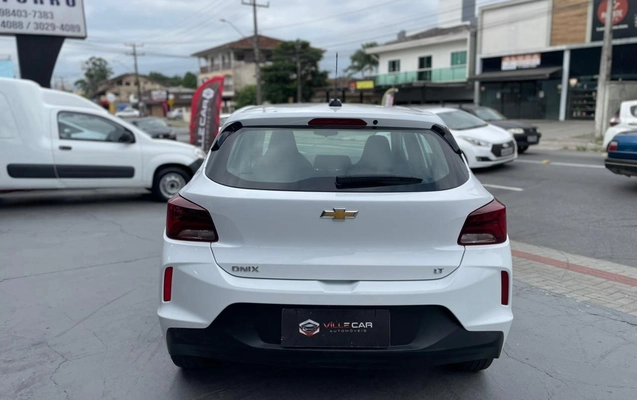 imagem-https://www.socarrao.com.br/sc-vehicle-images-prod/944000/1775573596518-6712a0f41f8f4e7f83ea892db14bf026_1773929512146.jpeg