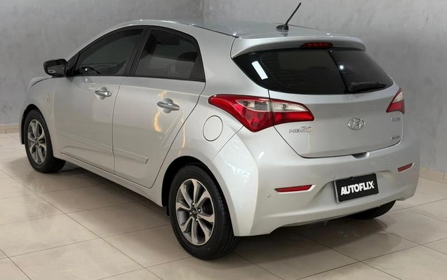imagem-https://www.socarrao.com.br/sc-vehicle-images-prod/944148/1773933545284-7911147_13_B_e59ef85060.jpeg