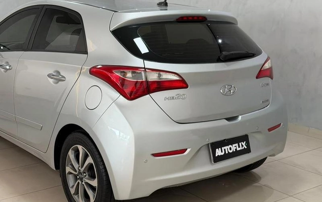 imagem-https://www.socarrao.com.br/sc-vehicle-images-prod/944148/1773933545285-7911147_13_B_46955de391.jpeg