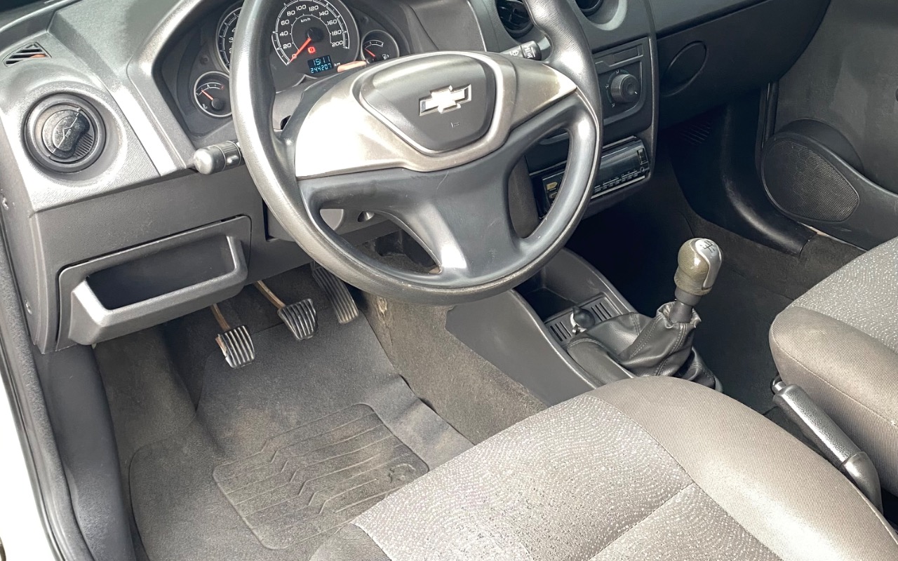 imagem-https://www.socarrao.com.br/sc-vehicle-images-prod/944150/1774368671361-SU1HXzI5MDEuanBlZw.jpeg