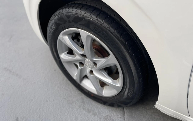 imagem-https://www.socarrao.com.br/sc-vehicle-images-prod/944360/1773940064944-d54652972dfb4f7481fb94bb00f633ff_1773939974749.jpeg
