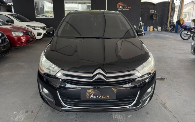 imagem-https://www.socarrao.com.br/sc-vehicle-images-prod/944461/1775044121897-gb-a51e73d.jpg