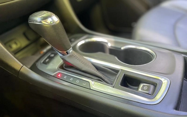 imagem-https://www.socarrao.com.br/sc-vehicle-images-prod/944521/1788636953471-7435392_9_B_93c91891c2.jpeg