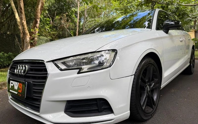 imagem-https://www.socarrao.com.br/sc-vehicle-images-prod/944541/1788636989305-7715462_6_B_abce97c2a8.jpeg