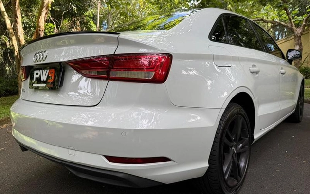 imagem-https://www.socarrao.com.br/sc-vehicle-images-prod/944541/1788636989313-7715462_20_B_c2edcf58e7.jpeg