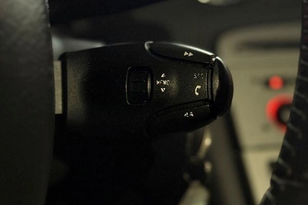 imagem-https://www.socarrao.com.br/sc-vehicle-images-prod/944583/1784052487000-7551982_6_B_0d33660105.jpeg