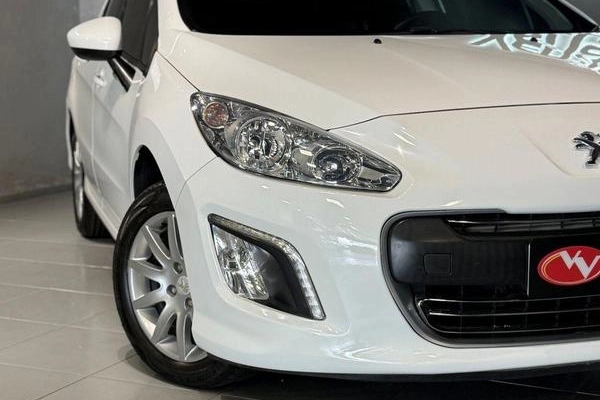 imagem-https://www.socarrao.com.br/sc-vehicle-images-prod/944583/1784052487011-7551982_20_B_d3d5b2f0ac.jpeg
