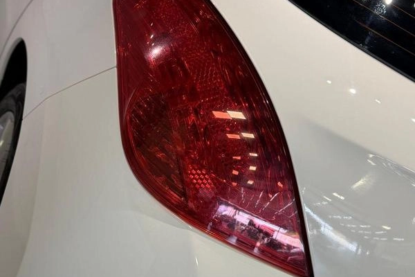 imagem-https://www.socarrao.com.br/sc-vehicle-images-prod/944583/1784052487017-7551982_0_B_f91d401c8f.jpeg