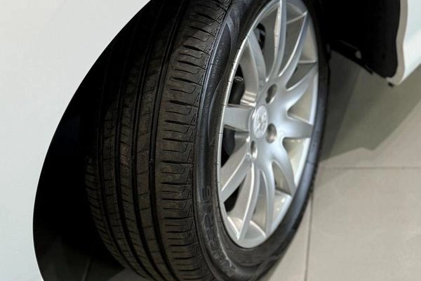 imagem-https://www.socarrao.com.br/sc-vehicle-images-prod/944583/1784052487019-7551982_17_B_c3b483c519.jpeg
