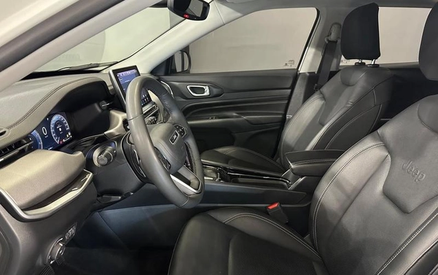 imagem-https://www.socarrao.com.br/sc-vehicle-images-prod/944625/1789049843987-7893424_12_B_f7cab992c1.jpeg