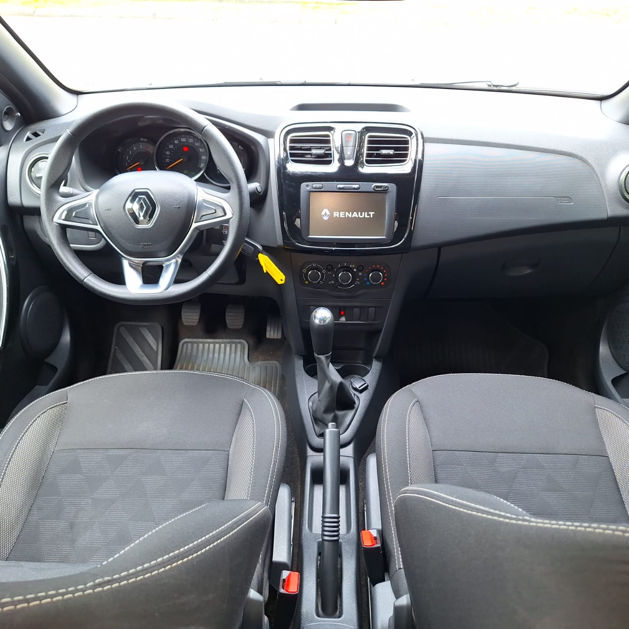 imagem-https://www.socarrao.com.br/sc-vehicle-images-prod/9448/1769987869102-6952215OR_1759436114_92_960.jpg