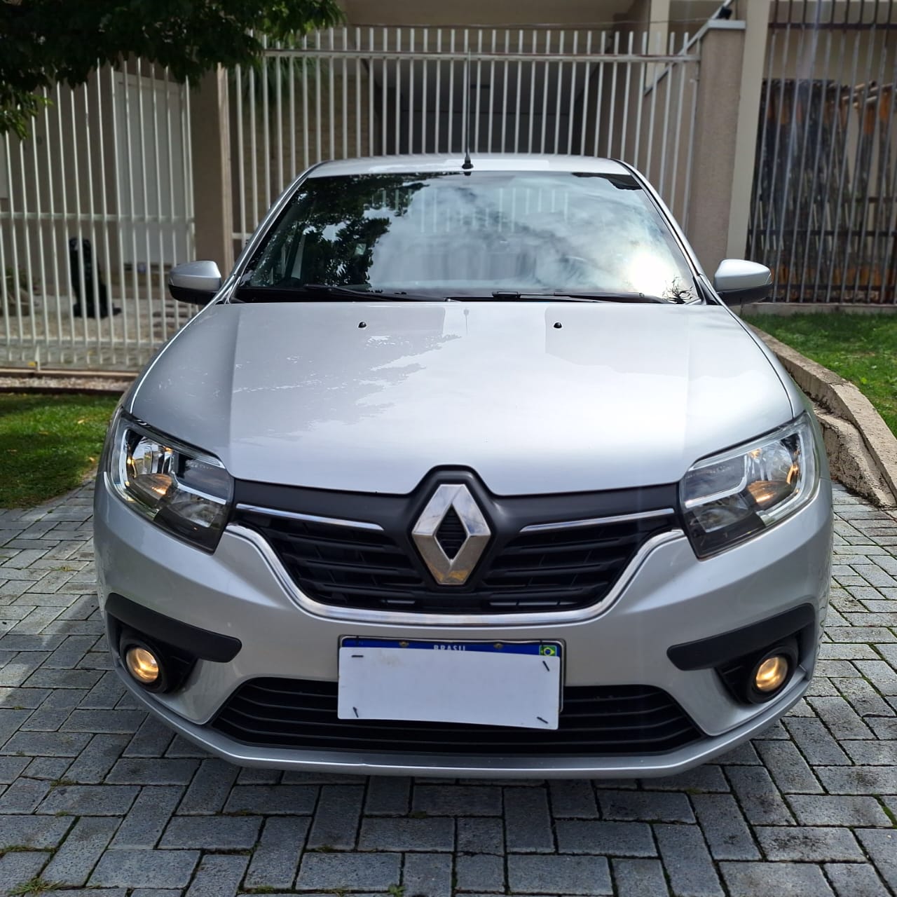 imagem-https://www.socarrao.com.br/sc-vehicle-images-prod/9448/1769987869102-6952215OR_1759436117_76_120.jpg