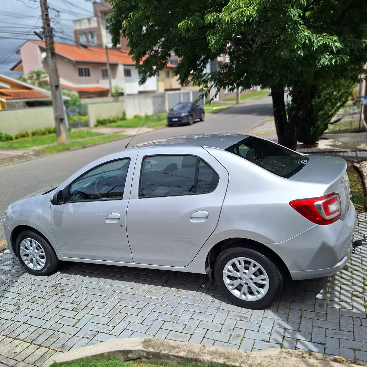 imagem-https://www.socarrao.com.br/sc-vehicle-images-prod/9448/1769987869102-6952215OR_1759436120_75_550.jpg