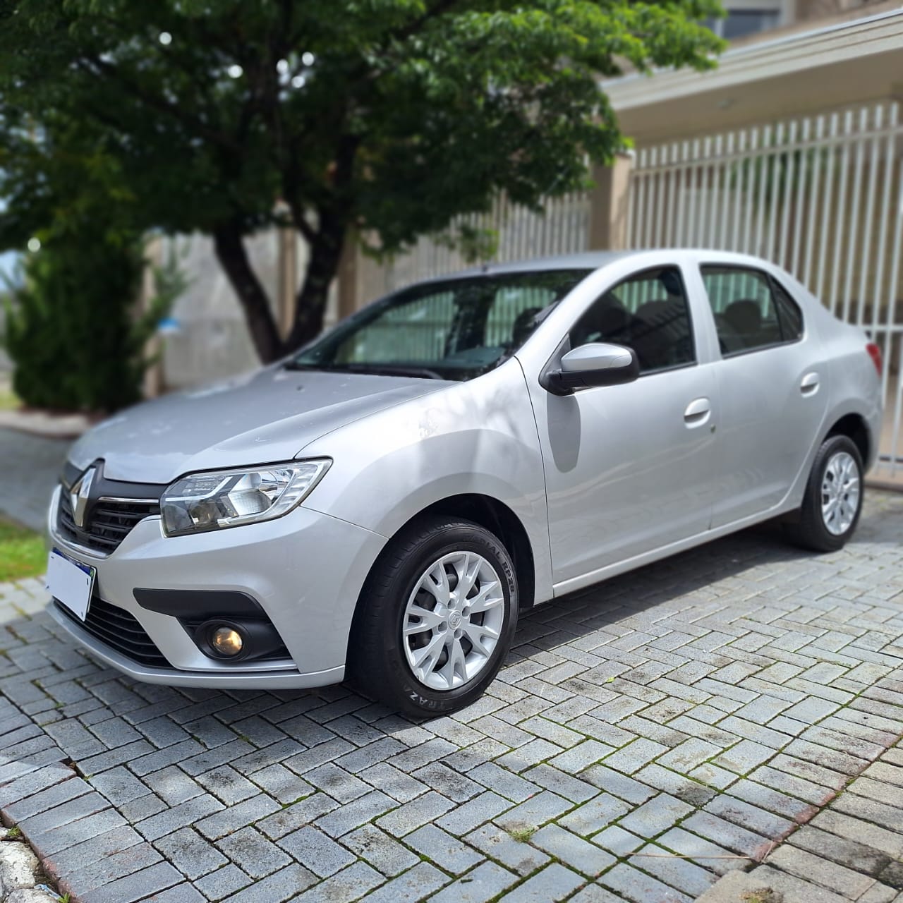 imagem-https://www.socarrao.com.br/sc-vehicle-images-prod/9448/1769987869102-6952215OR_1759436123_93_260.jpg