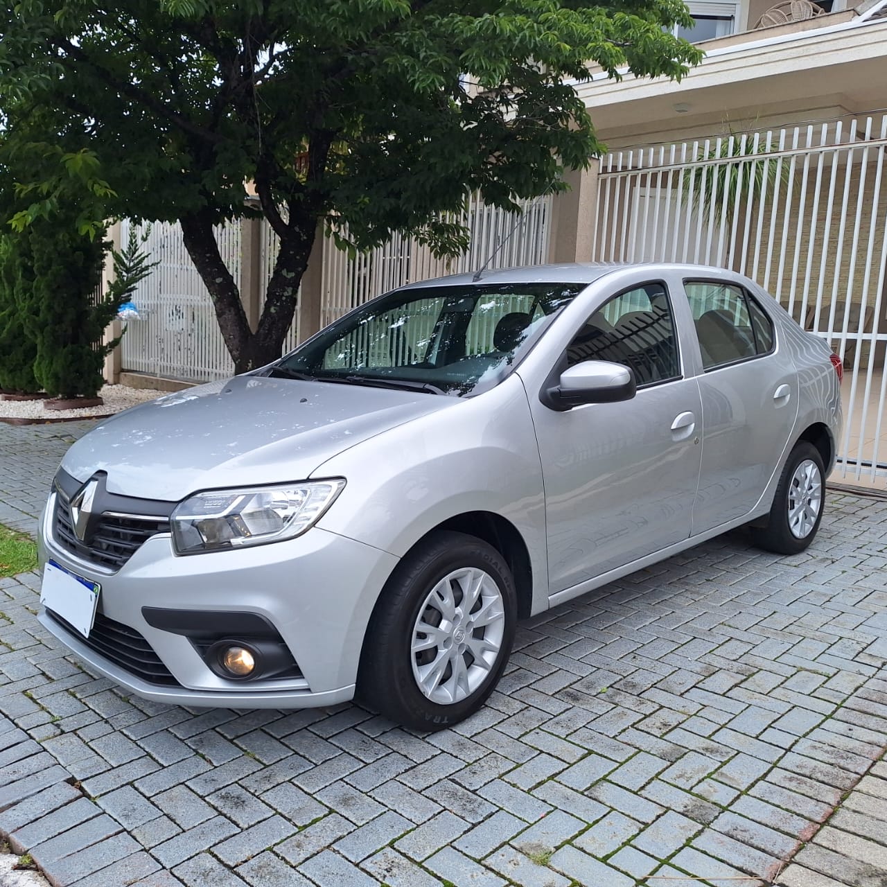 imagem-https://www.socarrao.com.br/sc-vehicle-images-prod/9448/1769987869102-6952215OR_1759436129_95_890.jpg