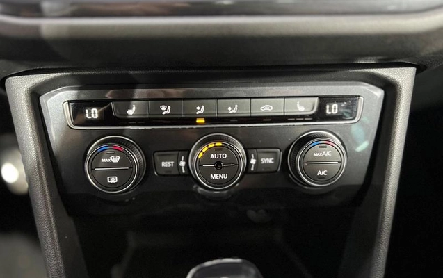 imagem-https://www.socarrao.com.br/sc-vehicle-images-prod/945012/1786037328651-7701970_14_B_d35b5559d1.jpeg