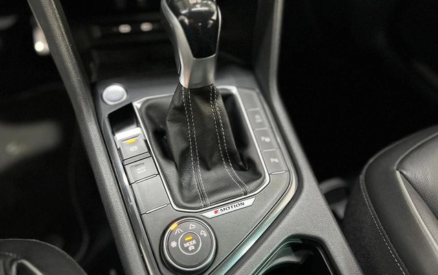 imagem-https://www.socarrao.com.br/sc-vehicle-images-prod/945012/1786037328653-7701970_15_B_cbcbd33876.jpeg