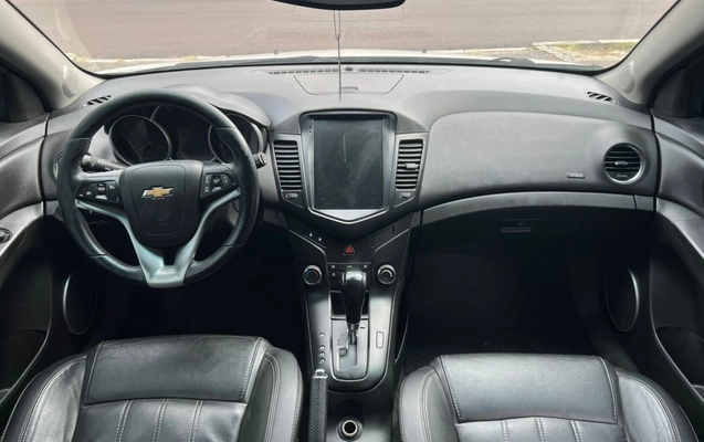 imagem-https://www.socarrao.com.br/sc-vehicle-images-prod/945029/1781292706355-vehicle_image_1773948636_3bb3dd4b22902f6e6e21920592a564b8.jpeg