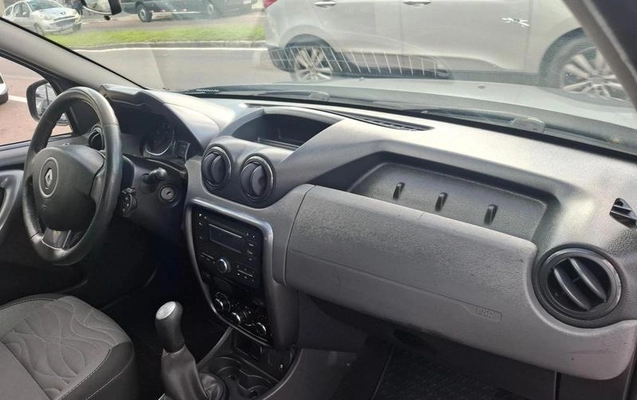 imagem-https://www.socarrao.com.br/sc-vehicle-images-prod/945067/1784832701466-7912937_14_B_ce93b7b61e.jpeg