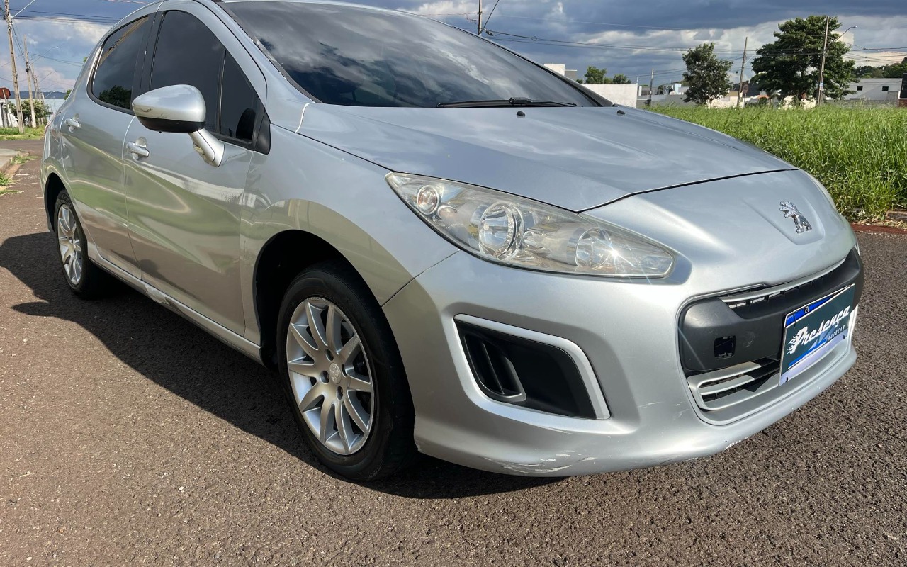 Peugeot 308 Active 1.6 Flex 16V 5p mec. na cor Prata em Maringá / PR - 945094