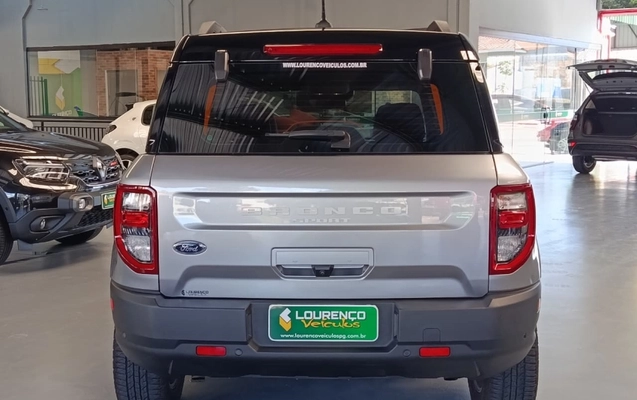imagem-https://www.socarrao.com.br/sc-vehicle-images-prod/945452/1789843242896-bI1rFWcED7Eji1PKp4RytFy255Eek4Ya.jpg