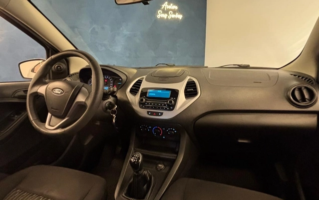 imagem-https://www.socarrao.com.br/sc-vehicle-images-prod/945475/1773955493108-5e61fb64-037a-4f97-94ab-e76bc25d067f.jpg