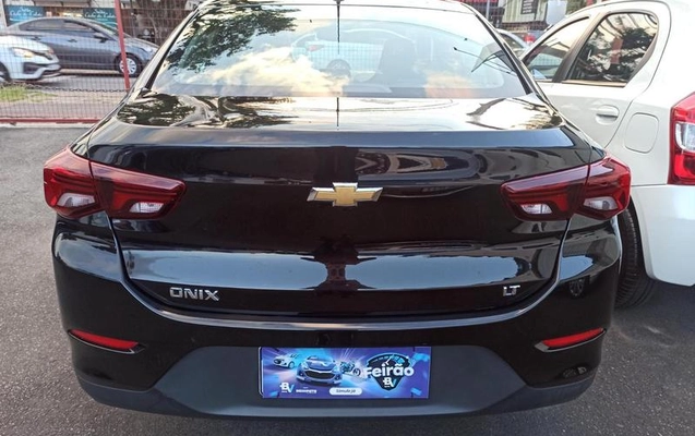 imagem-https://www.socarrao.com.br/sc-vehicle-images-prod/945512/1790352758412-7913540_4_B_2e93f772ce.jpeg