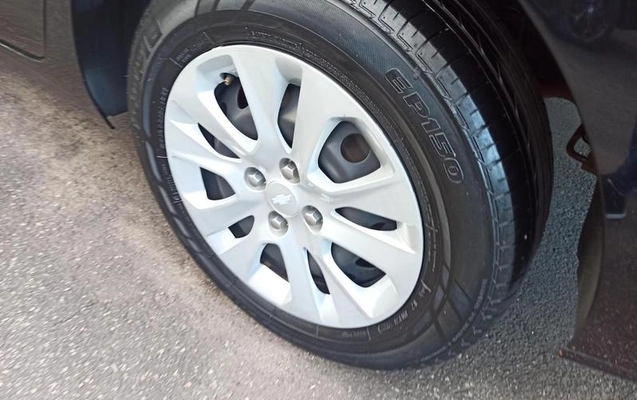 imagem-https://www.socarrao.com.br/sc-vehicle-images-prod/945512/1790352758415-7913540_6_B_c7d06f5979.jpeg