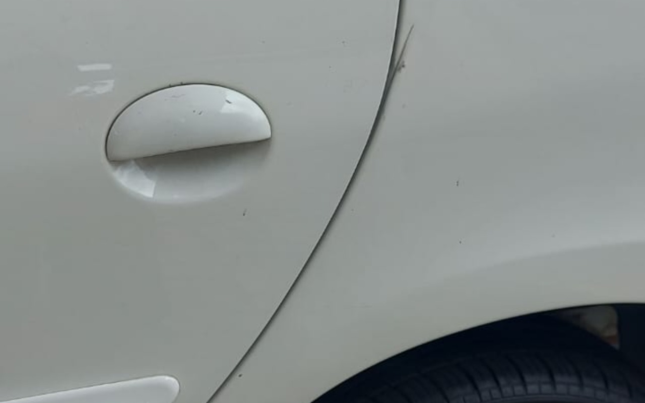 imagem-https://www.socarrao.com.br/sc-vehicle-images-prod/945619/1773964098607-SU1HLTIwMjYwMzExLVdBMDA3NC5qcGc.jpg