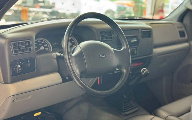 imagem-https://www.socarrao.com.br/sc-vehicle-images-prod/946553/1774030805054-gb-1eb85fd.jpeg