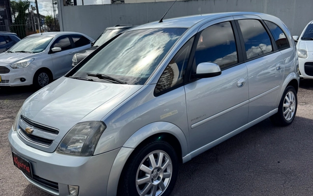 imagem-https://www.socarrao.com.br/sc-vehicle-images-prod/946846/1774016051004-SU1HXzU1MjEuanBlZw.jpeg