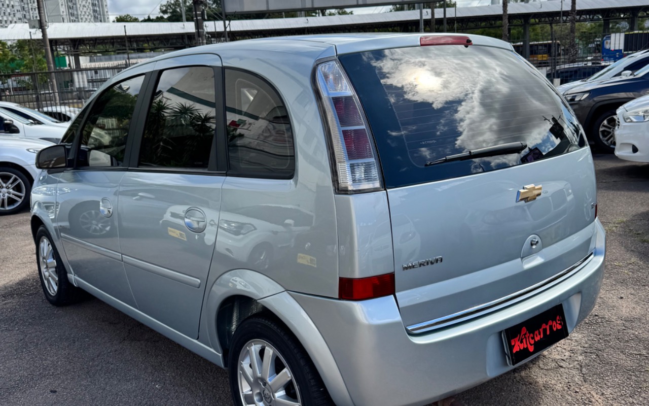 imagem-https://www.socarrao.com.br/sc-vehicle-images-prod/946846/1774016051223-SU1HXzU1MjMuanBlZw.jpeg
