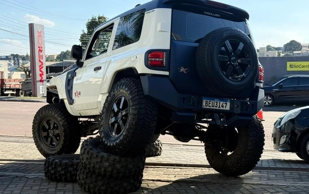 imagem-https://www.socarrao.com.br/sc-vehicle-images-prod/946860/1786065767082-7914439_10_B_0387f843a4.jpeg