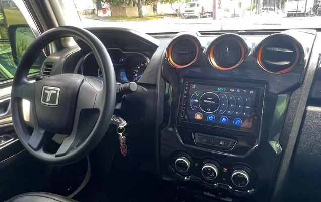 imagem-https://www.socarrao.com.br/sc-vehicle-images-prod/946860/1786065767088-7914439_1_B_db5b421a05.jpeg