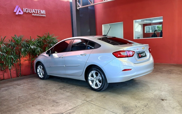 imagem-https://www.socarrao.com.br/sc-vehicle-images-prod/946897/1774017349229-5_081357.jpg