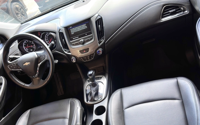 imagem-https://www.socarrao.com.br/sc-vehicle-images-prod/946897/1774017349241-17_081357.jpg