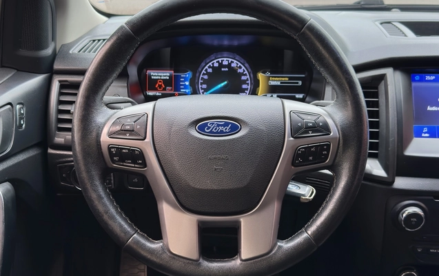 imagem-https://www.socarrao.com.br/sc-vehicle-images-prod/946915/1774017639379-4_060003.jpg