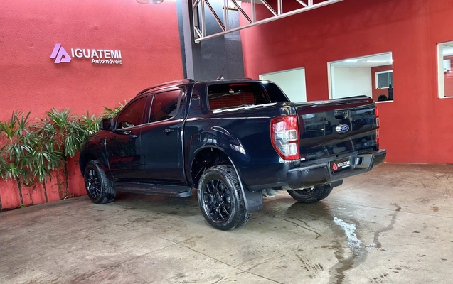 imagem-https://www.socarrao.com.br/sc-vehicle-images-prod/946915/1774017639426-19_060004.jpg