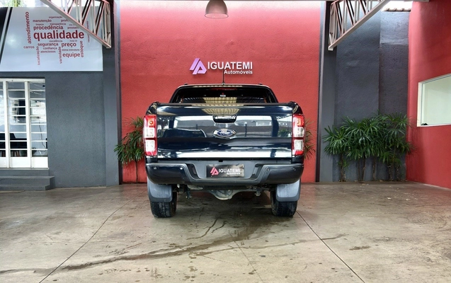 imagem-https://www.socarrao.com.br/sc-vehicle-images-prod/946915/1774017639427-20_060004.jpg