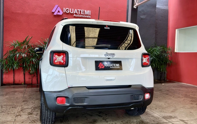 imagem-https://www.socarrao.com.br/sc-vehicle-images-prod/946925/1774017818852-4_051519.jpg