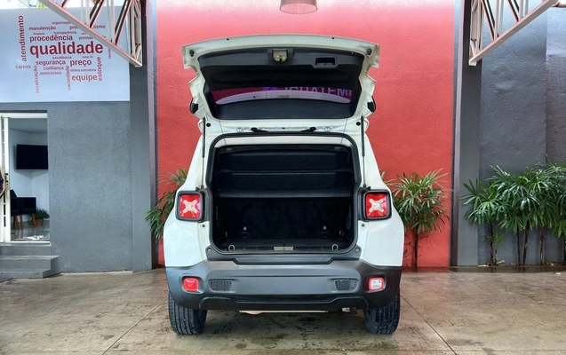 imagem-https://www.socarrao.com.br/sc-vehicle-images-prod/946925/1774017818853-5_051519.jpg