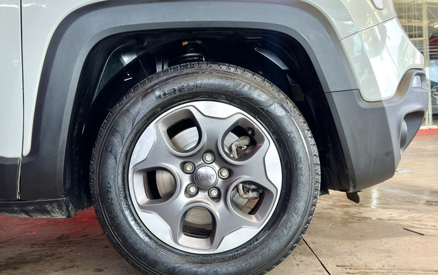 imagem-https://www.socarrao.com.br/sc-vehicle-images-prod/946925/1774017818856-19_051519.jpg