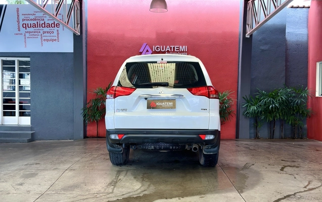 imagem-https://www.socarrao.com.br/sc-vehicle-images-prod/946930/1774017918033-14_035549.jpg