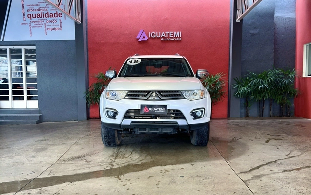 imagem-https://www.socarrao.com.br/sc-vehicle-images-prod/946930/1774017918033-20_035549.jpg