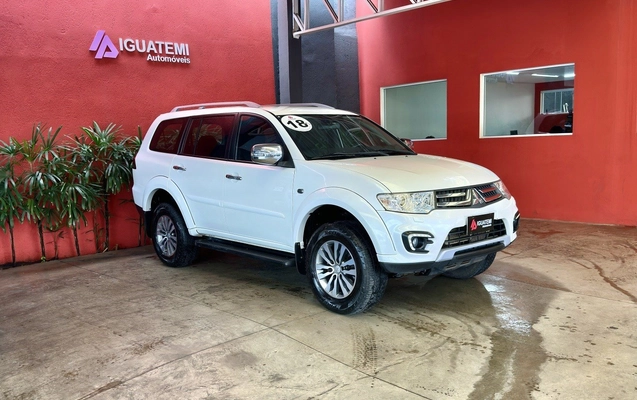 imagem-https://www.socarrao.com.br/sc-vehicle-images-prod/946930/1774017918034-21_035549.jpg